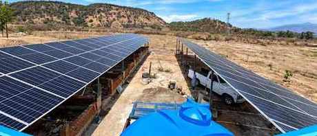 Sistema de bombeo solar para pozo profundo